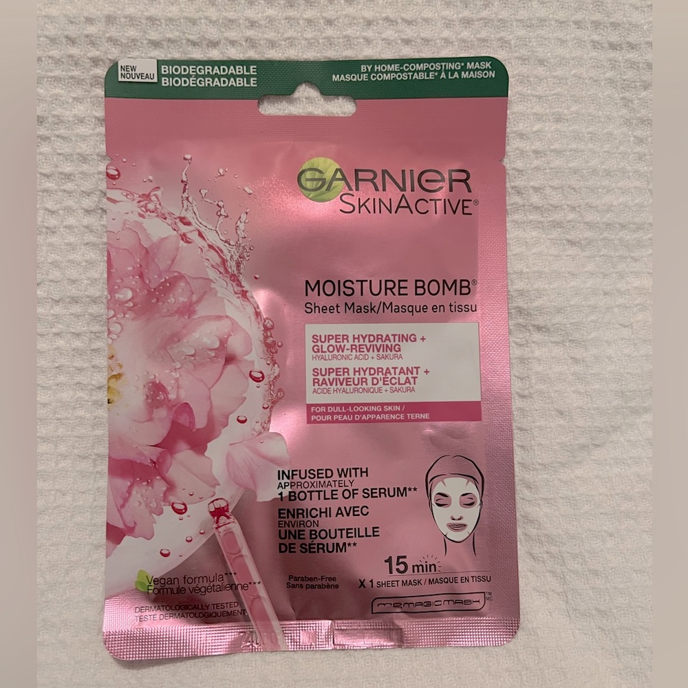 Garnier Sheet Face Mask | Hydrating & Glow